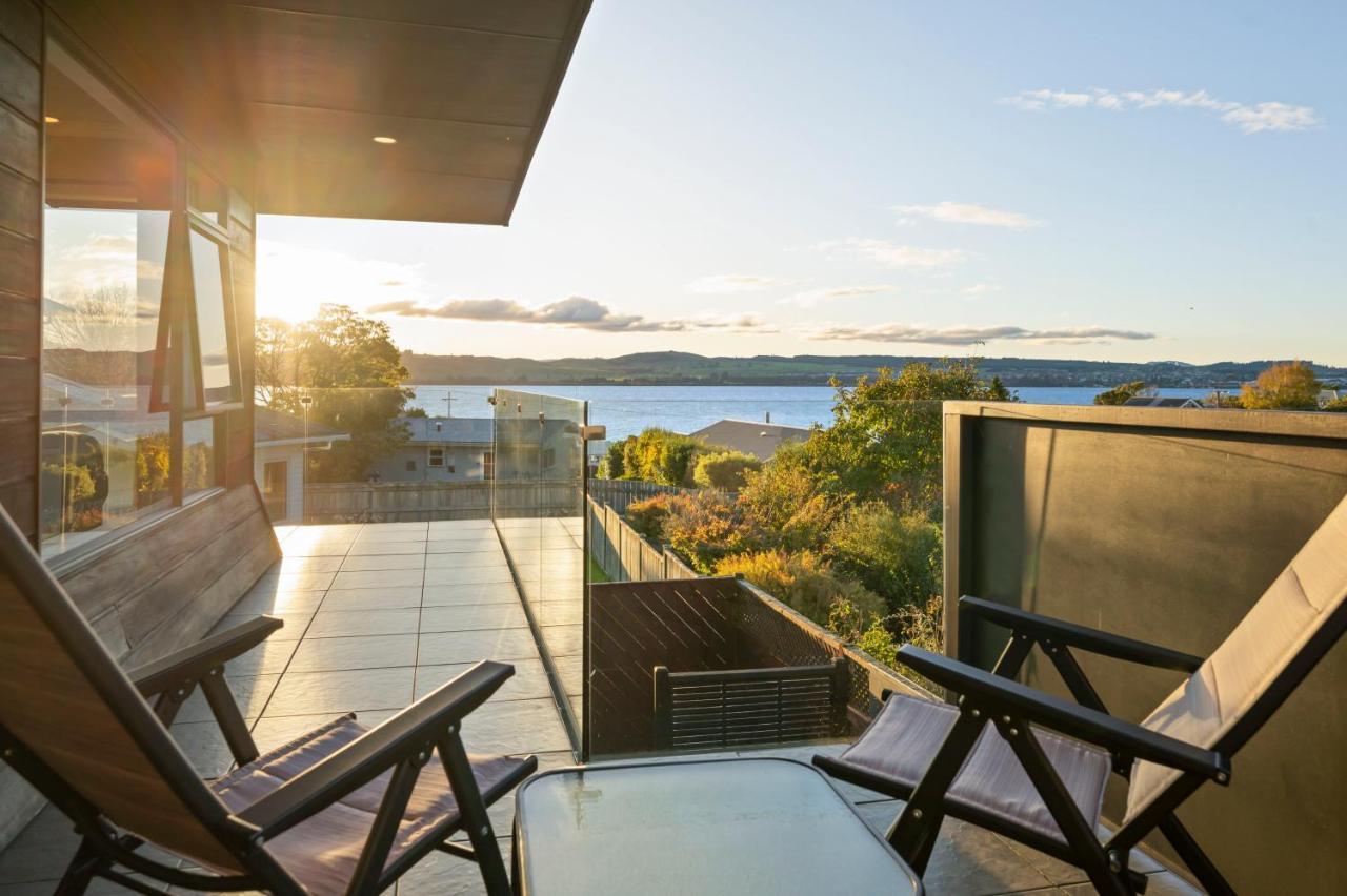Taupo Escape - Rainbow Point Holiday Home Bagian luar foto