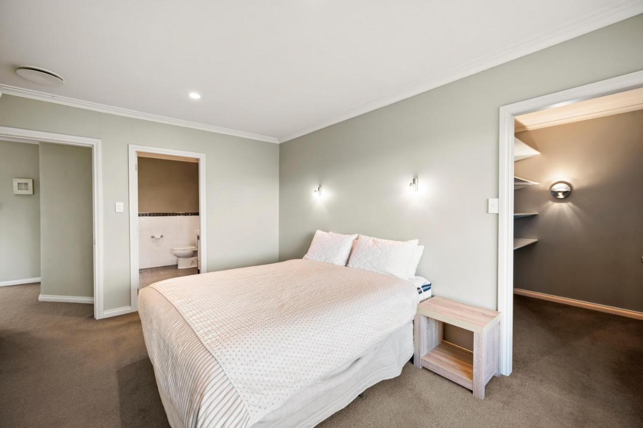 Taupo Escape - Rainbow Point Holiday Home Bagian luar foto