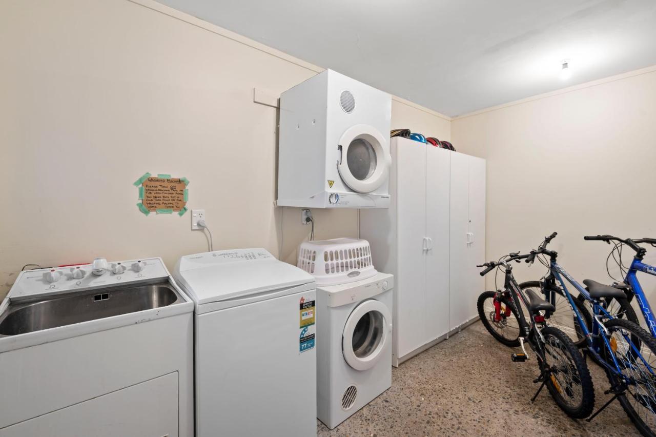 Taupo Escape - Rainbow Point Holiday Home Bagian luar foto