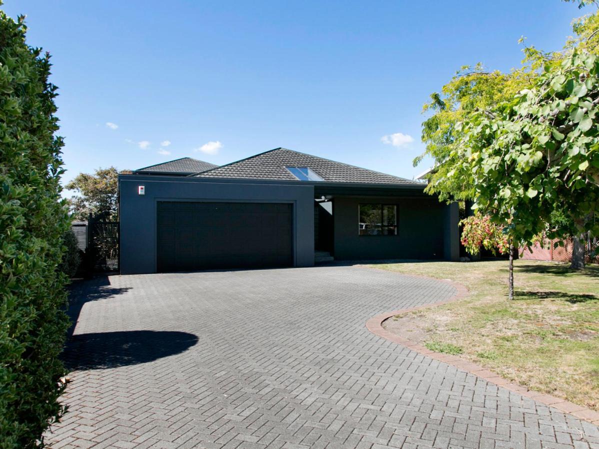 Taupo Escape - Rainbow Point Holiday Home Bagian luar foto